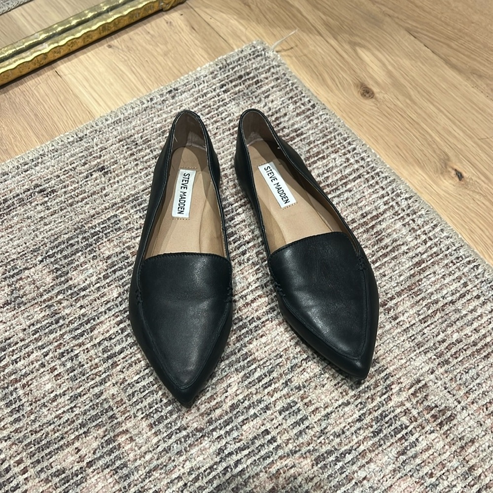 STEVE MADDEN LOAFER FLATS